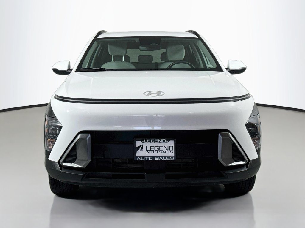 Used 2024 Hyundai Kona SEL AWD/4WD image 3