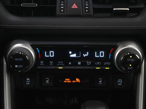 Used 2024 Toyota RAV4 XLE Premium w/ Weather Package AWD/4WD image 19