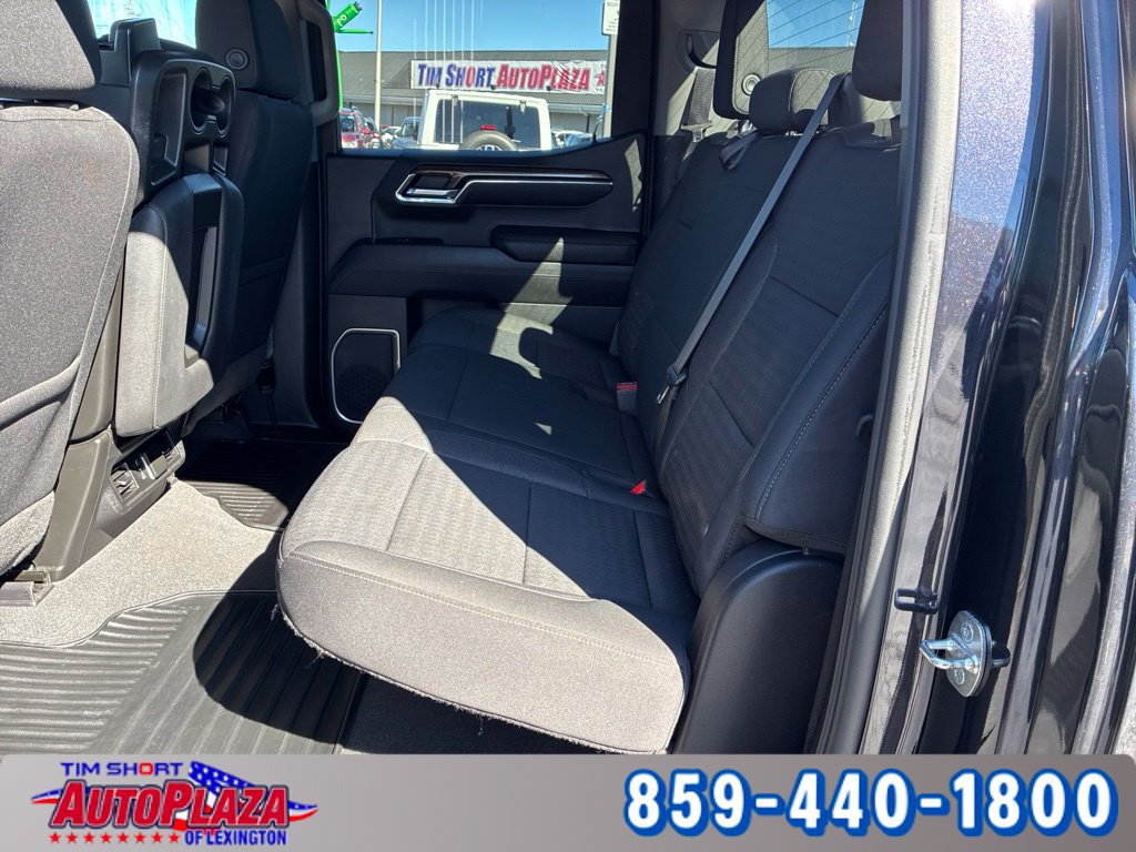 Used 2023 Chevrolet Silverado 1500 LT AWD/4WD image 18