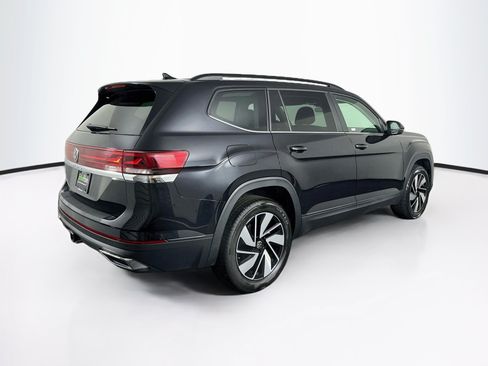 Used 2025 Volkswagen Atlas SE FWD image 9