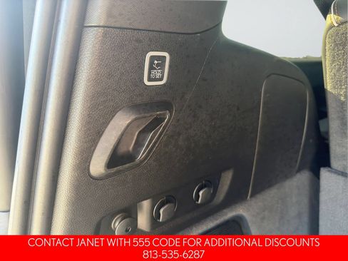 Used 2024 Jeep Grand Wagoneer Series III AWD/4WD image 15