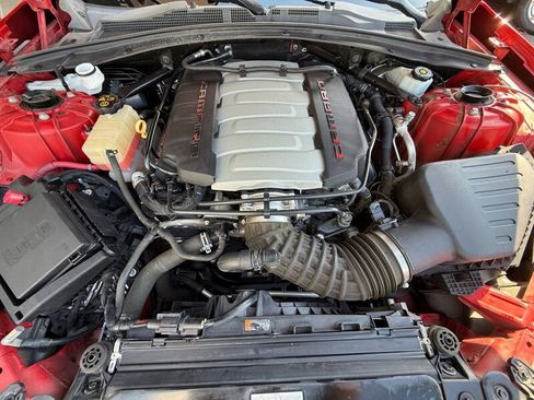 Used 2019 Chevrolet Camaro SS image 34