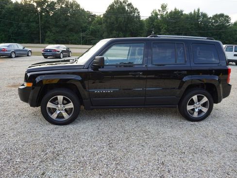 Used 2016 Jeep Patriot High Altitude AWD/4WD image 8
