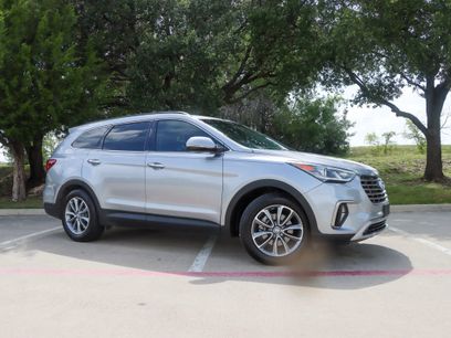 Used 2017 Hyundai Santa Fe SE w/ SE Premium Package 02