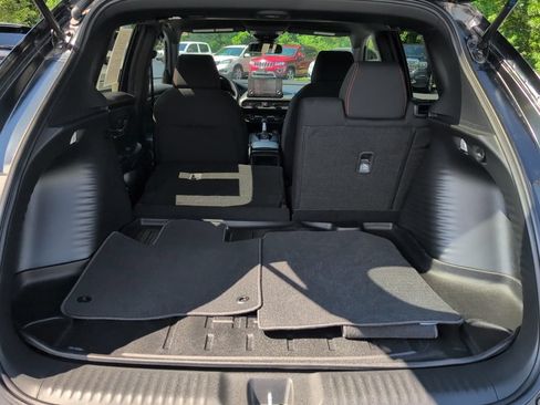 Used 2025 Honda HR-V Sport image 36