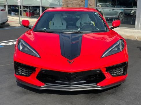 Used 2022 Chevrolet Corvette Stingray Preferred Cpe w/ Z51 Performance Package RWD image 12