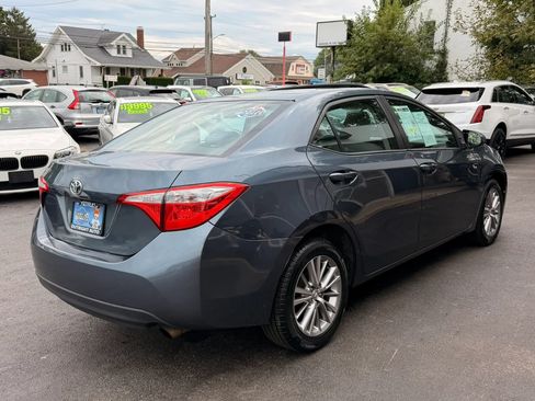 Used 2015 Toyota Corolla LE FWD image 5