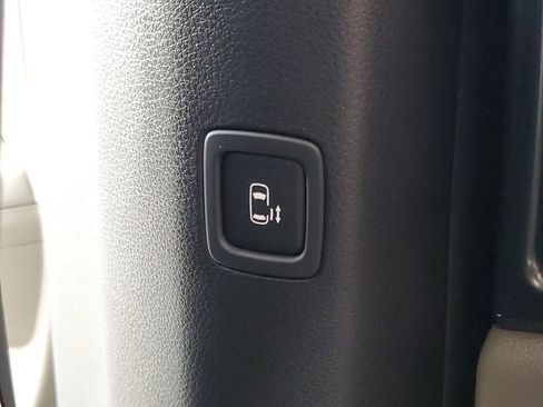 New 2026 Kia Carnival image 23