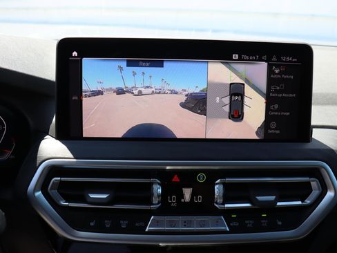 Used 2025 BMW X4 xDrive30i w/ Premium Package image 22