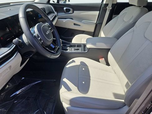 Certified 2025 Kia Sorento S AWD/4WD image 27