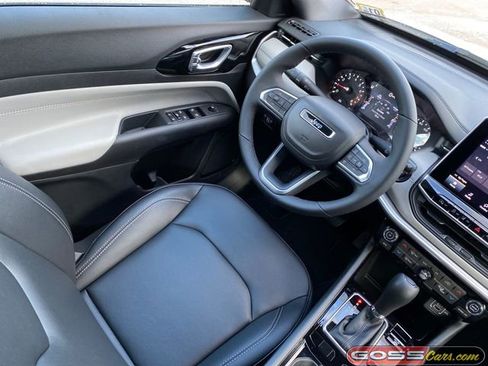 New 2026 Jeep Compass Limited image 21