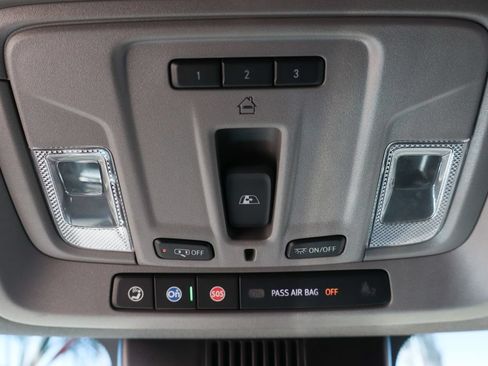 Used 2023 Chevrolet Silverado 1500 RST w/ Convenience Package II AWD/4WD image 33