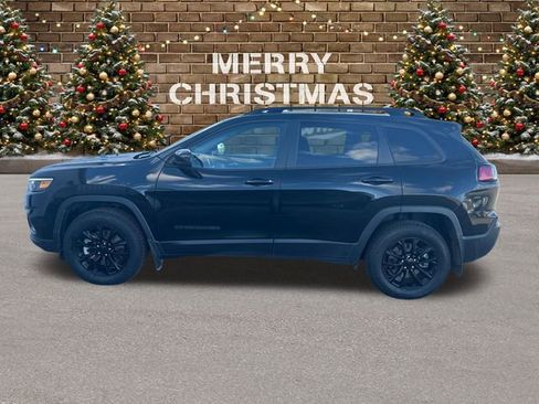 Used 2023 Jeep Cherokee Altitude Lux w/ Lux Elite Package image 2