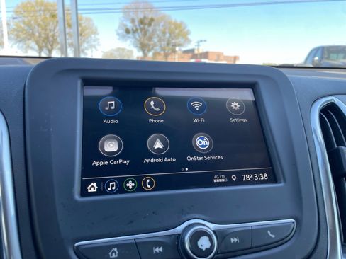 Used 2019 Chevrolet Equinox LS w/ LS Convenience Package image 9