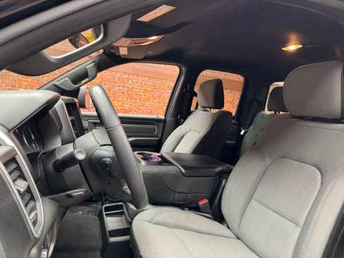 Used 2022 RAM 1500 Big Horn AWD/4WD image 22