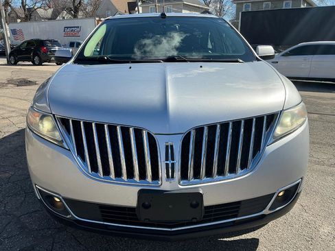 Used 2011 Lincoln MKX AWD image 8