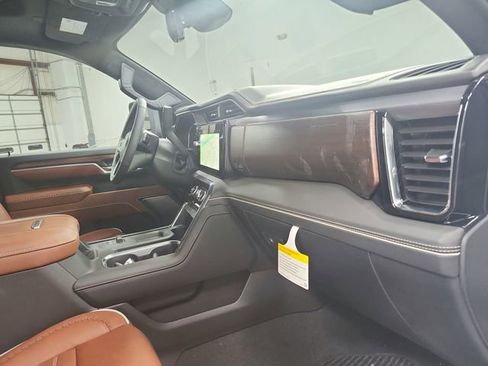 New 2026 GMC Sierra 2500 Denali Ultimate AWD/4WD image 40