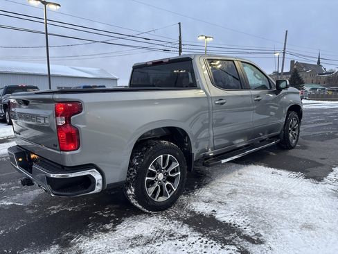 Used 2023 Chevrolet Silverado 1500 LT w/ Z71 Off-Road Package image 3