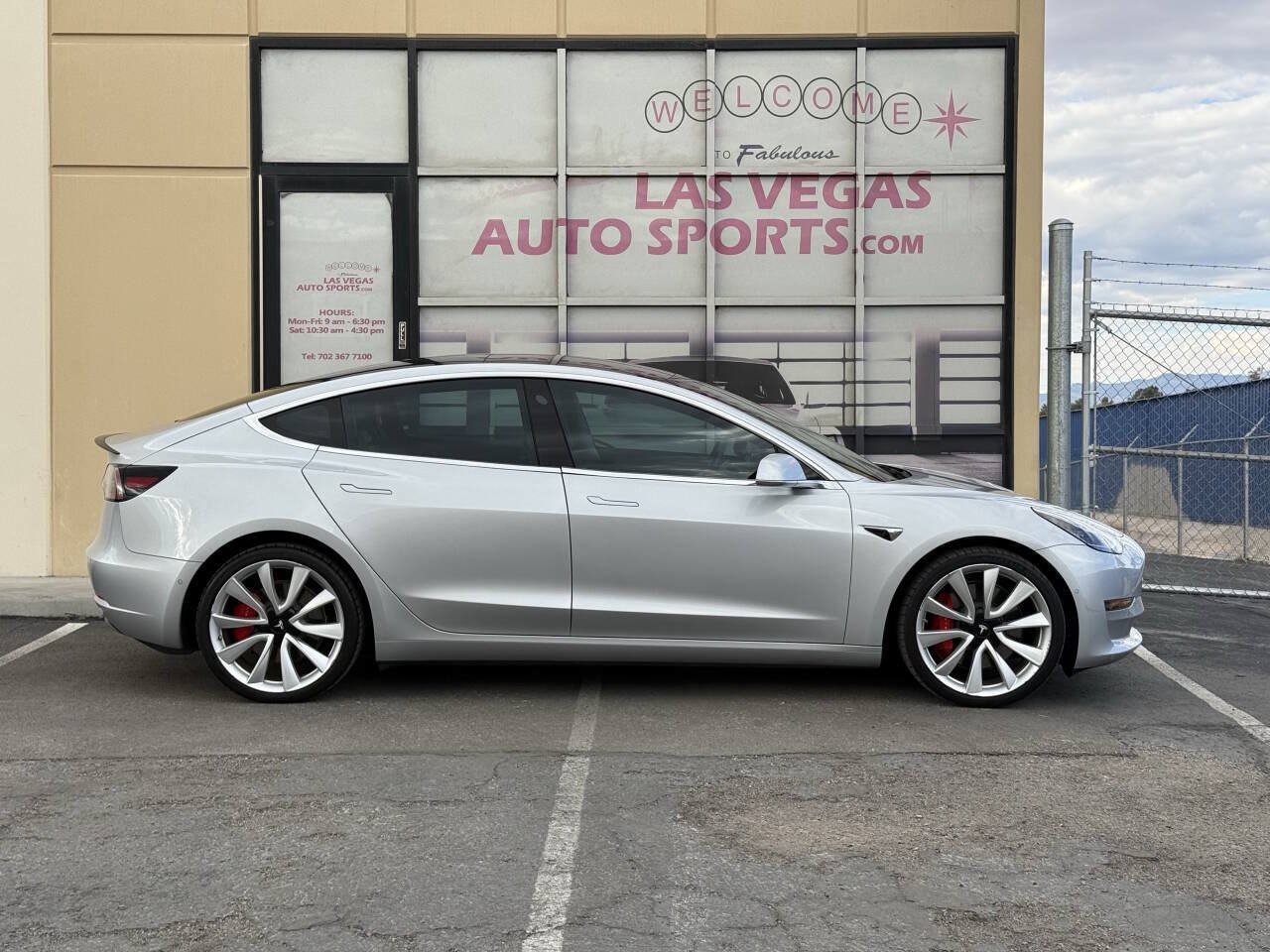 Used 2018 Tesla Model 3 Performance AWD/4WD image 34
