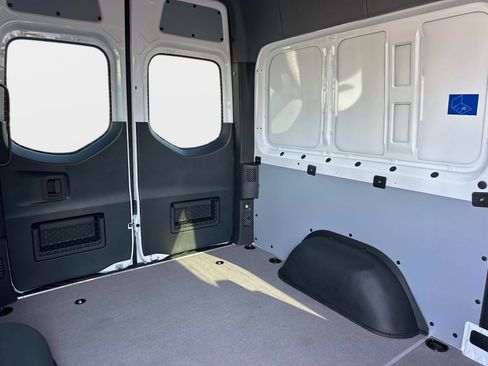 New 2026 Mercedes-Benz Sprinter 2500 image 10
