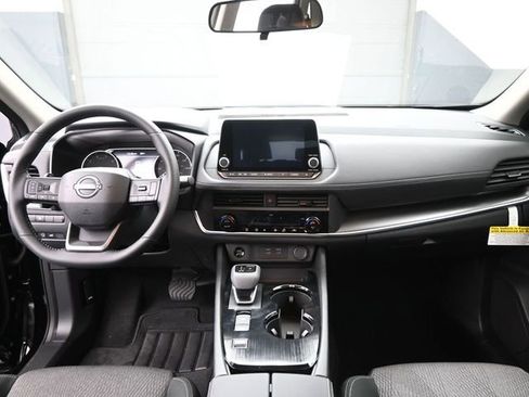 New 2026 Nissan Rogue SV image 24