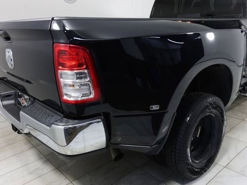 Used 2022 RAM 3500 Tradesman RWD image 40
