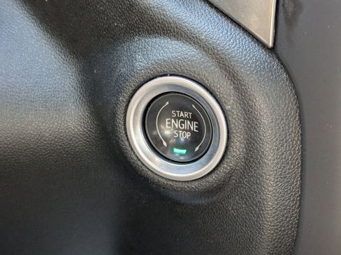 Used 2022 Chevrolet Silverado 3500 LTZ image 20