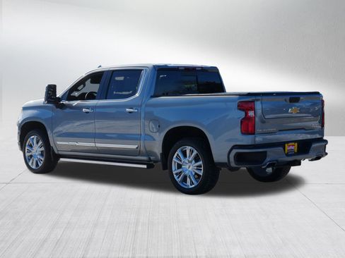 Used 2024 Chevrolet Silverado 1500 High Country w/ High Country Premium Package image 5