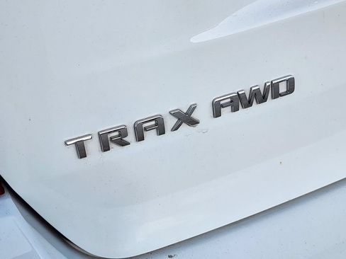 Used 2022 Chevrolet Trax LT w/ Sport Edition AWD/4WD image 14