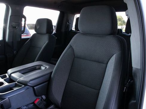 Used 2025 Chevrolet Silverado 1500 LT image 11