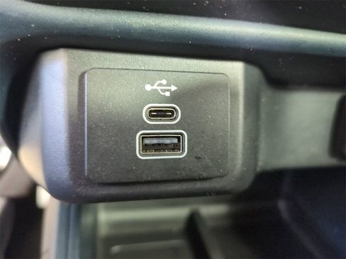 Used 2025 Ford Maverick XL image 24