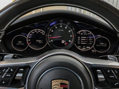 Used 2018 Porsche Panamera 4 w/ Sport Chrono Package image 21