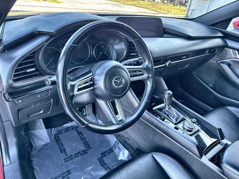 Used 2022 MAZDA MAZDA3 s image 2