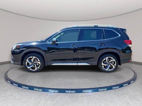 Used 2023 Subaru Forester Touring AWD/4WD image 9