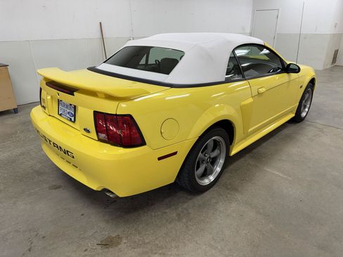 Used 2001 Ford Mustang GT Premium RWD image 7