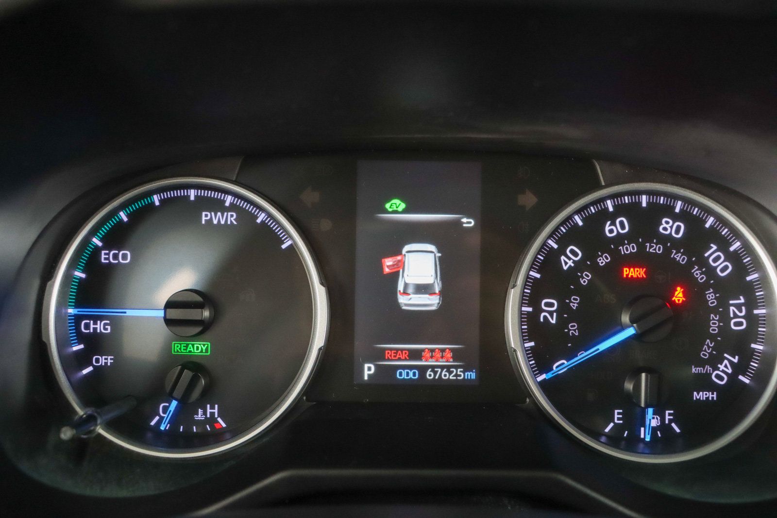 Used 2022 Toyota RAV4 LE AWD/4WD image 15