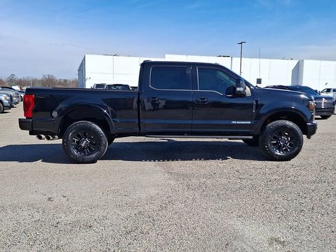 Used 2021 Ford F250 Lariat image 10