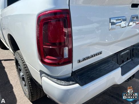 Used 2026 RAM 2500 Laramie AWD/4WD image 8