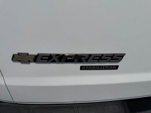 Used 2014 Chevrolet Express 3500 LT w/ LT Preferred Equipment Group RWD image 9