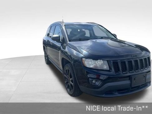 Used 2014 Jeep Compass Sport w/ Power Value Group FWD image 2
