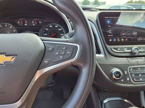 Used 2023 Chevrolet Malibu LT w/ LPO, Floor Liner Package FWD image 24