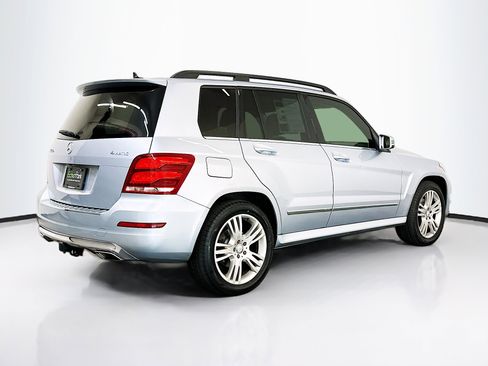 Used 2013 Mercedes-Benz GLK 350 4MATIC image 9