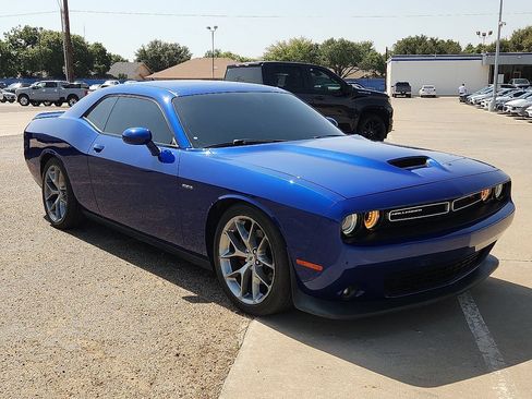 Used 2019 Dodge Challenger R/T w/ Plus Package RWD image 5