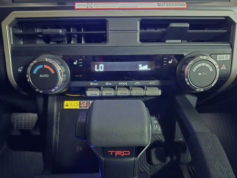 New 2025 Toyota Tacoma TRD Off-Road image 33