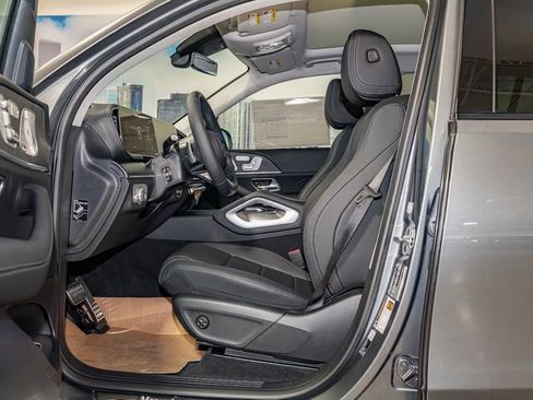 Used 2026 Mercedes-Benz GLS 450 4MATIC image 20