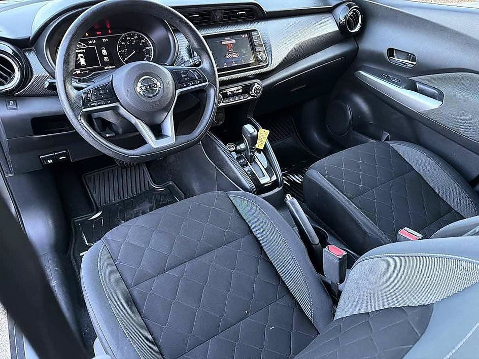 Used 2019 Nissan Kicks SV FWD image 13