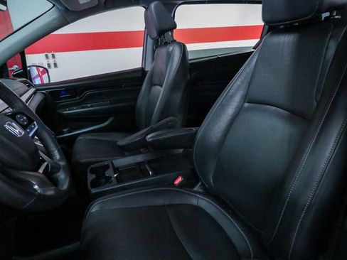 Used 2022 Honda Odyssey Touring image 19