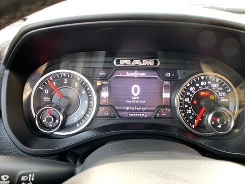 Used 2019 RAM 1500 Big Horn image 10