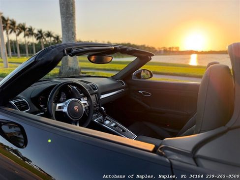 Used 2015 Porsche Boxster RWD image 30