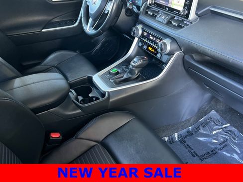 Used 2019 Toyota RAV4 XSE image 17
